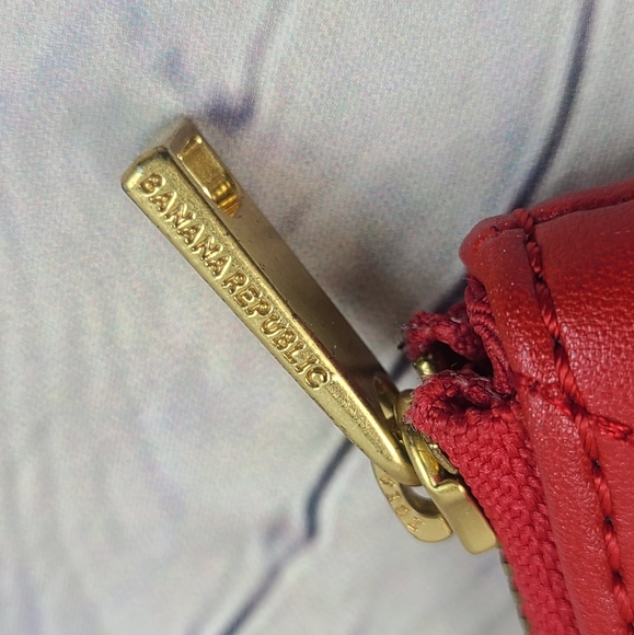 Banana Republic red wallet - Picture 5 of 7